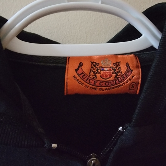 Juicy Couture Cropped Sweater - Picture 3 of 3